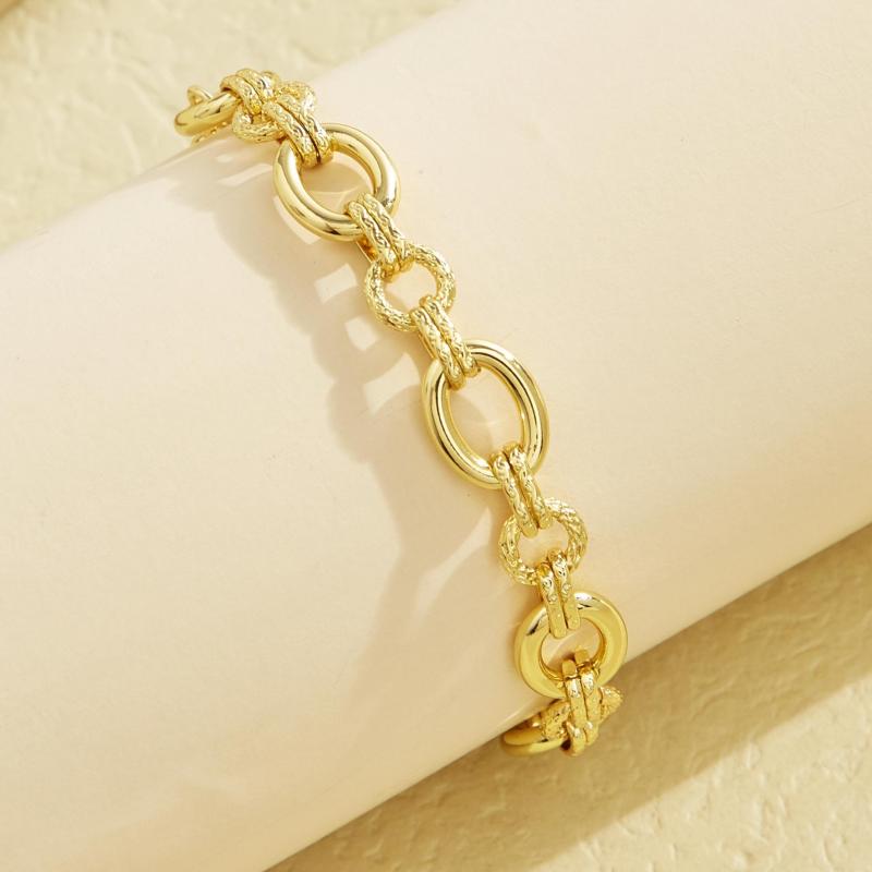 18K Gold Plated Link Bracelet for Women Elegant Embossed Clasp